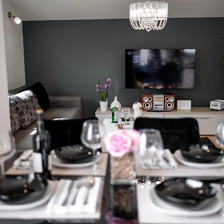 アパート Malu Sunset ザダル