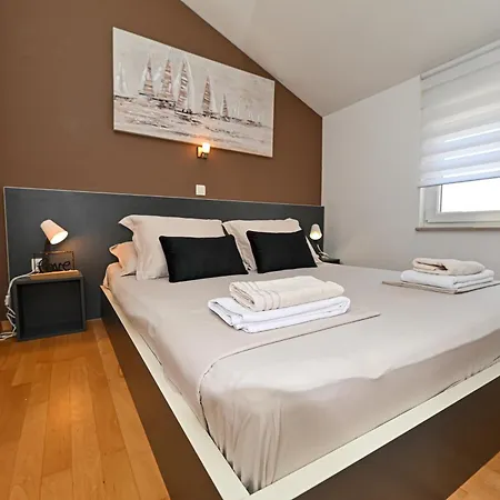 Apartment Malu Sunset Zadar